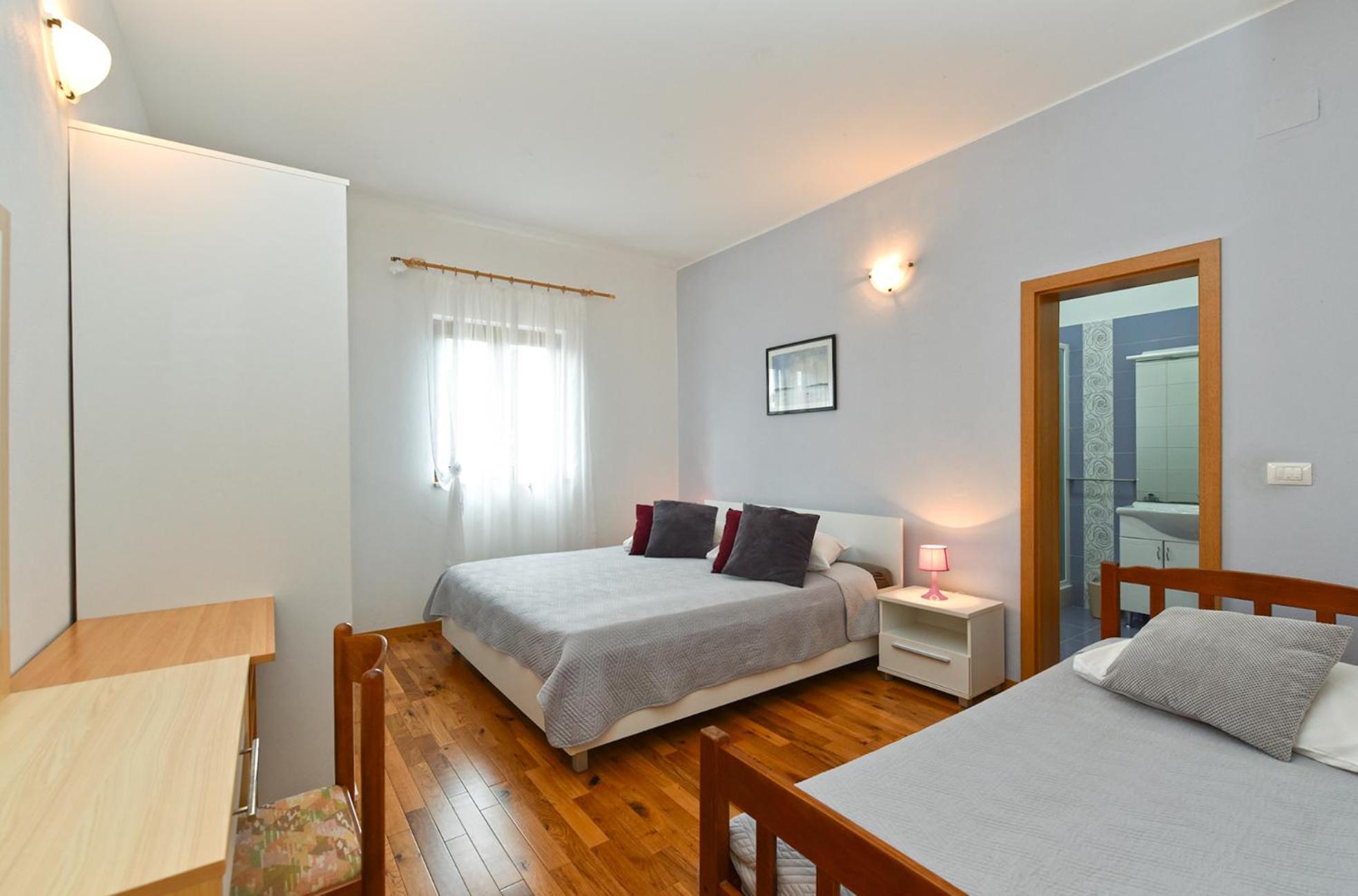 Villa Kavran 1187 Экстерьер фото